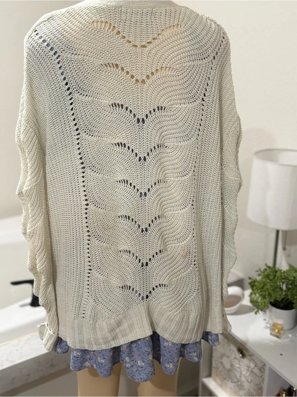 Pink Rose Cream Open Knit Cardigan • Size Medium • Boho Statement Sleeves